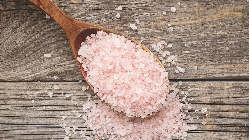 आजचा रंग गुलाबी : डाएट करताय पिंक सॉल्ट वापरा