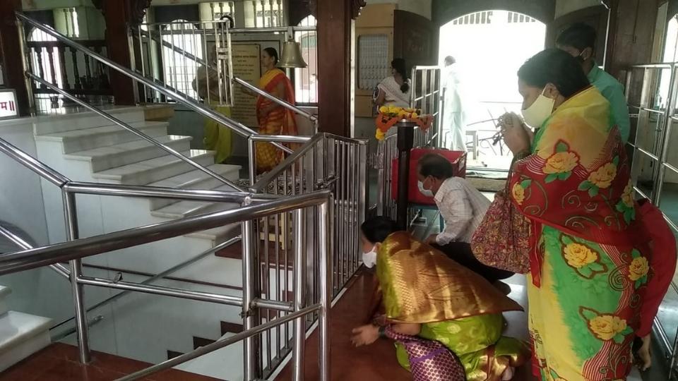 Samadhi Temple Gondavale Budruk