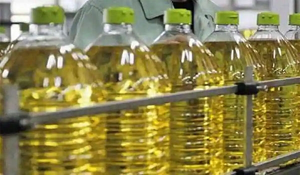 खाद्य तेल व तेलबियांवर साठेबंदीचा निर्णय मागे घ्यावा