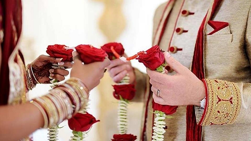 नववधू अडीच लाख घेऊन फरार