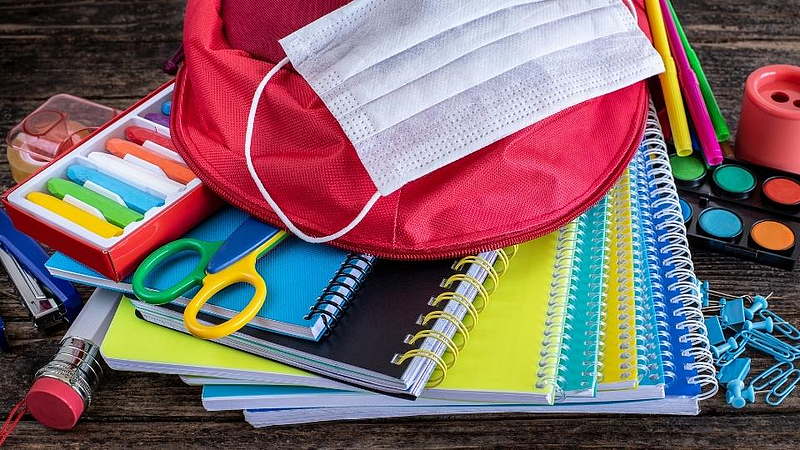 शाळेमध्ये कोरोना बाधित सापडला तर, कशी काळजी घ्यावी?