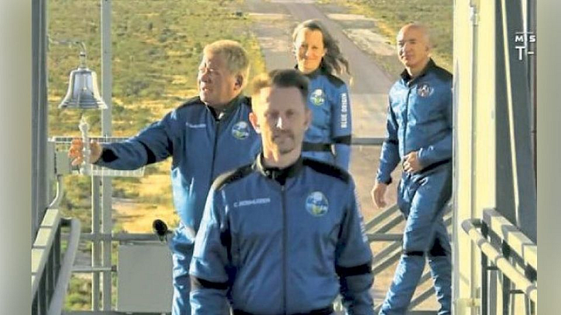 Star Trek Actor William Shatner Launches into Space on Blue Origin Rocket