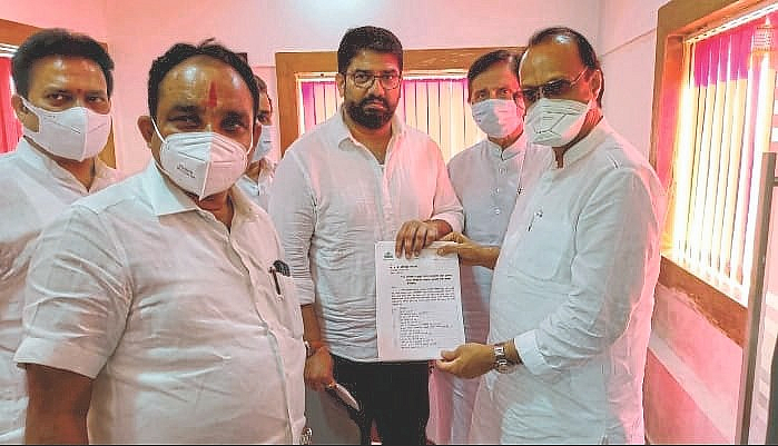 भूस्खलनाच्या संरक्षणासाठी निधी द्या; भाजप आमदाराची अजित दादांकडे मागणी
