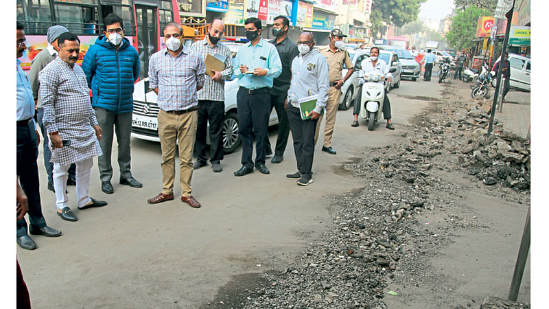 पुणे महापालिका आयुक्तांचे ‘खड्डेदर्शन’ दीड तासात आटोपले