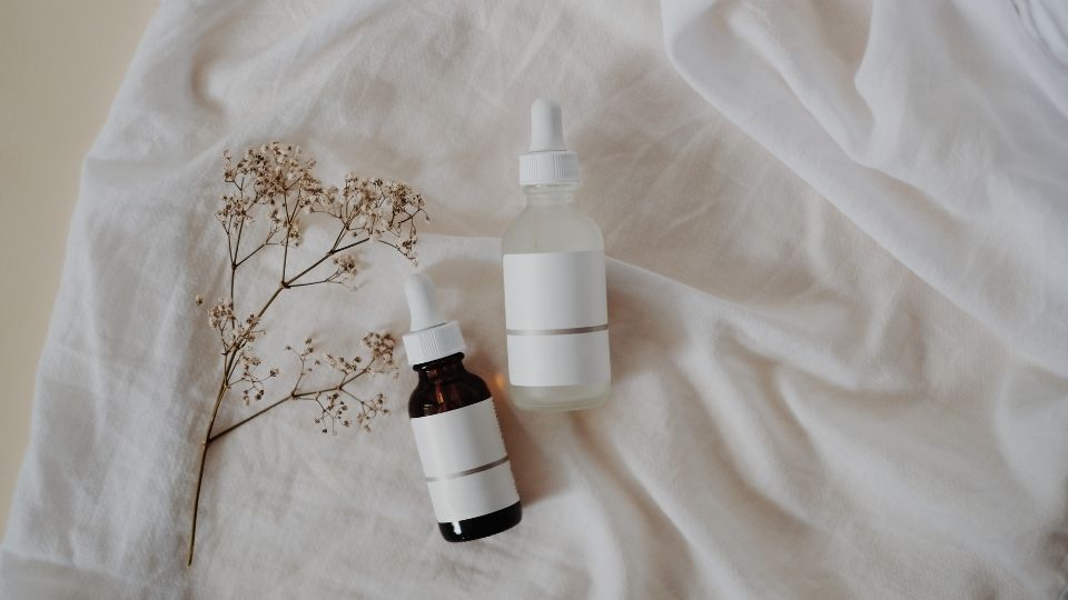Serum a skin care products