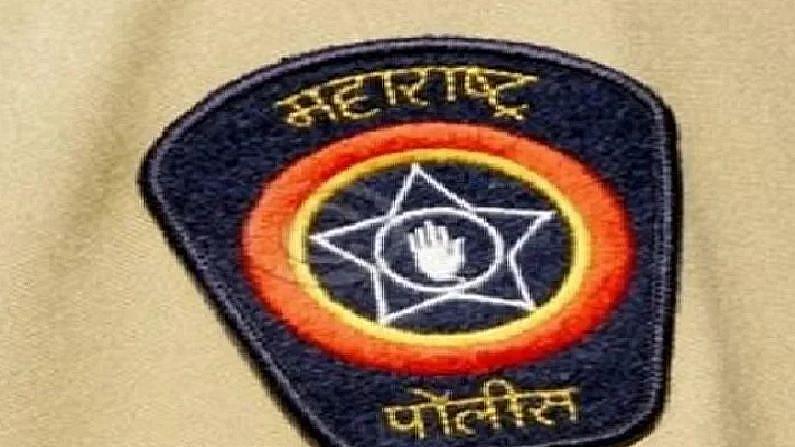 पोलीस कर्मचारी म्हणाला, तू जा तक्रार द्यायला दुपारी येजो!