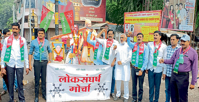 कृषी कायदे मागे घेतल्याने शेतकऱ्यांत जल्लोष
