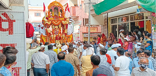 जळगाव : शेंदुर्णीला भगवान त्रिविक्रम रथोत्सव