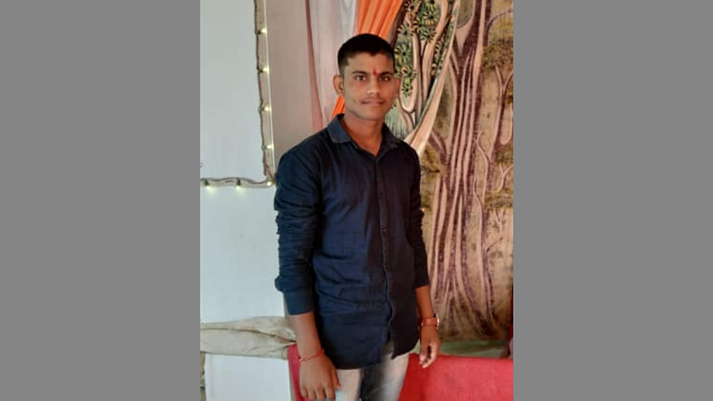 मृत हार्दीक हातझाडे