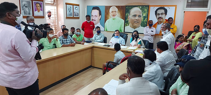 पुणे : माळेगावात इच्छुक उमेदवारांचे मनसुबे धुळीला