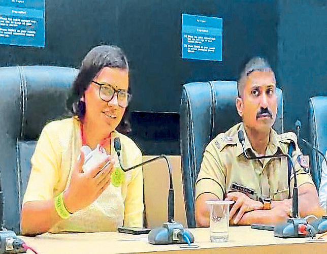 हुल्लडबाजांवर पोलिसांचे लक्ष