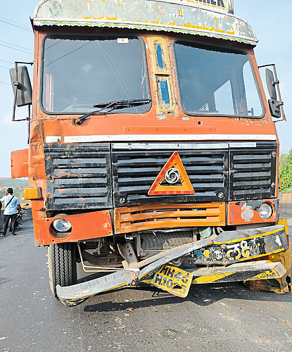 Accident in Kasara Ghat