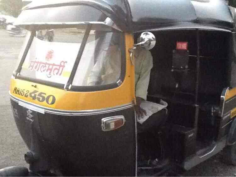 नाशिकमध्ये येणाऱ्या भाविकांकडूनही या शेअर रिक्षांना मोठी पसंती मिळत आहे.