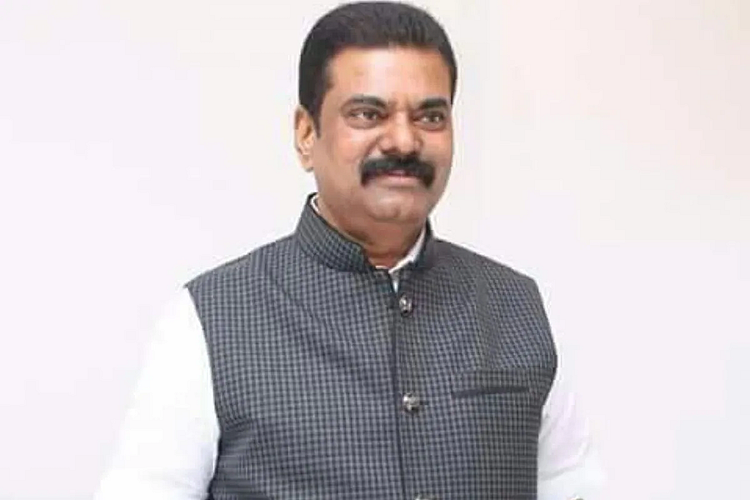 झेडपीच्या जादा अधिकाराबाबत चर्चा करू