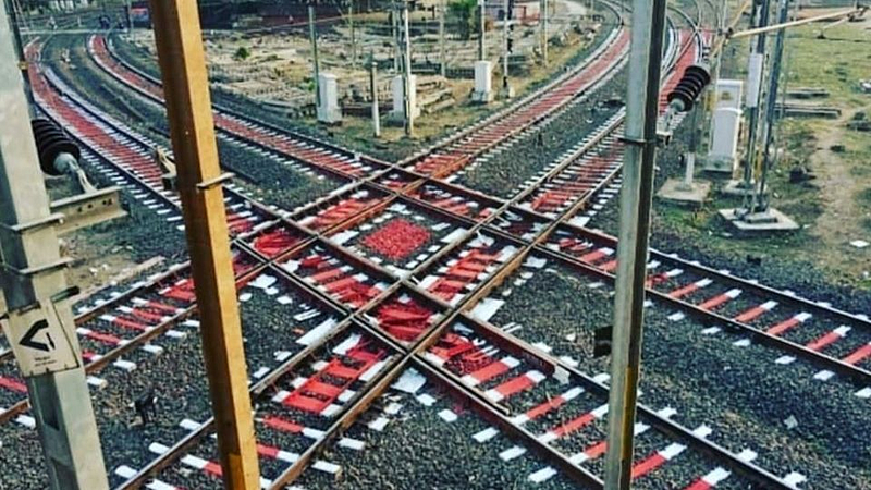 डायमंड क्रॉसिंग