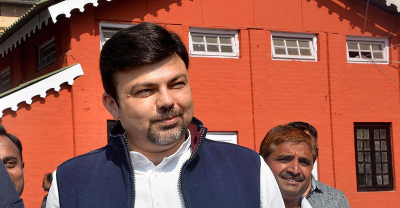 Ashish Deshmukh himself should leave party Demand of State Youth Congress politics nana patole