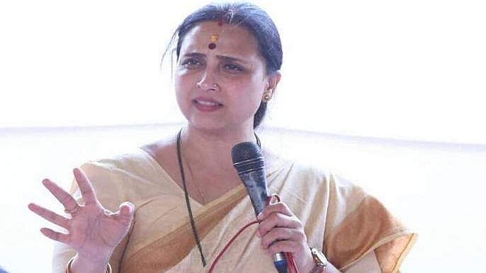 '3 पक्षाचे 3 मंत्री सकाळी येऊन सरकार खंबीर असल्याचं चेक करतात'