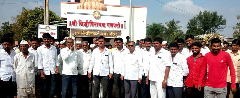 विद्युत रोहित्र बंद केल्यामुळे शेतकरी अडचणीमध्ये
