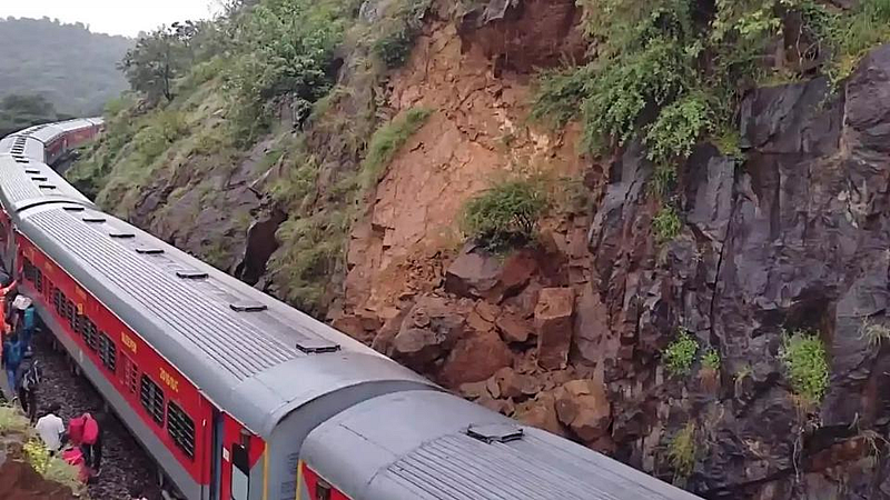 Kannur-Bengaluru Express