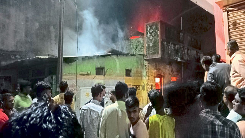 अकोला : गॅस सिलेंडरचा स्फोट, एक ठार तीन गंभीर