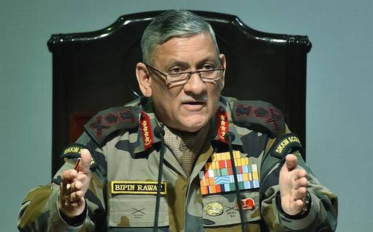 १९८६ मध्ये चीनला लागून असलेल्या प्रत्यक्ष नियंत्रण रेषेवर त्यांनी पायदळाची धुरा संभाळली होती .