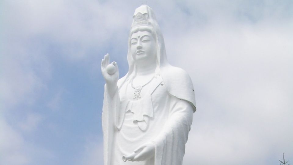 5. Sendai Daikannon- जगातील सर्वांत उंच मुर्त्यांमध्ये जापानची सेंडाई डाइकनॉन समाविष्ट आहे.