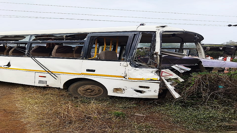Hingoli Accident