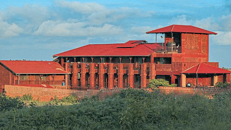 Hanbarwadi Hostels