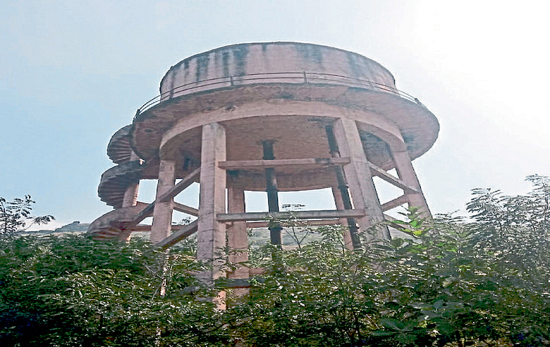 बारा कोटींची पाणी योजना भंगारात