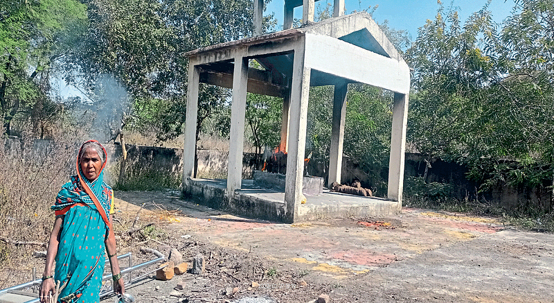 Funeral and Cremation Preparation Dawandi and cleanliness Bebabai struggling journey