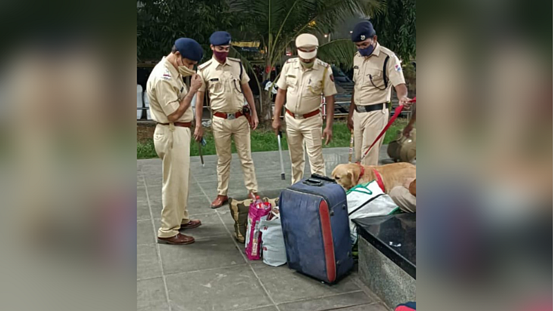 Mumbai CSMT Bomb Threaten