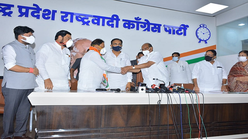 Vijay Gavhane Join NCP In Presence Of Party Supremo Sharad Pawar