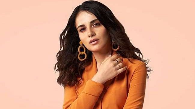 Actress radhika madan