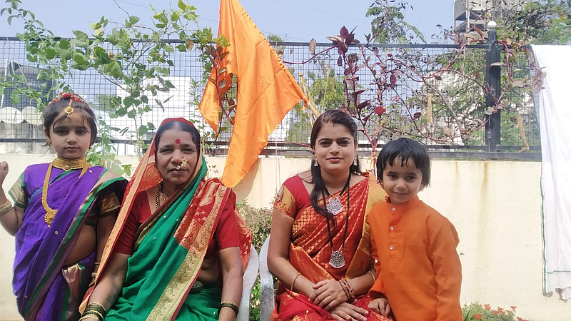 पवन मावळातील तीन पिढ्या