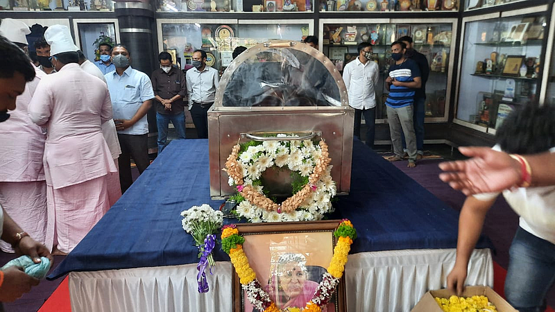 Sindhutai Sapkal Funeral Updates