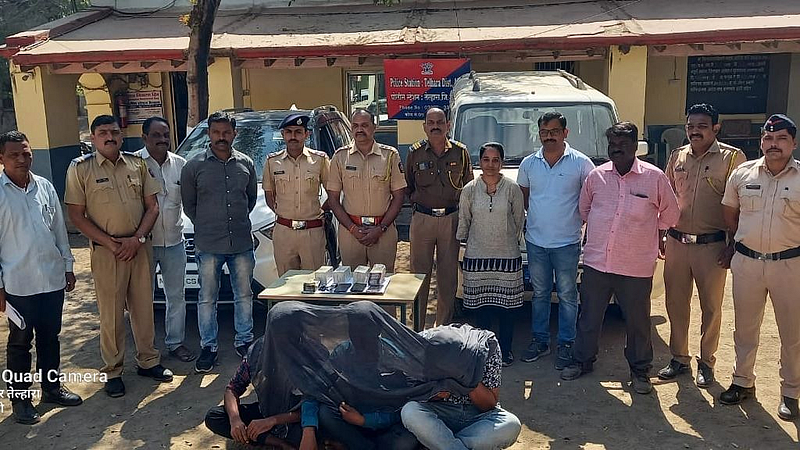 Fake Indian Currency Notes Rose Three arrested one absconding Telhara police action