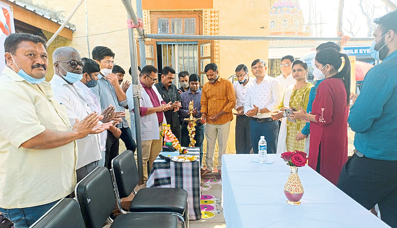 धामणीत शिबिरात ४०० रुग्णांची तपासणी