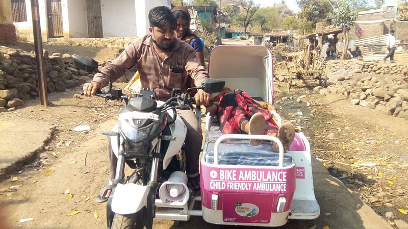 Chandpur pregnant mother admitted hospital by bike ambulance