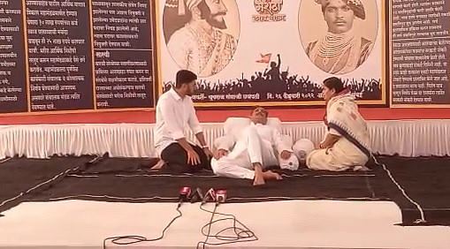 'हे उपोषण माझ्या प्रकृतीसाठी आणि समाजासाठी थांबणं गरजेचं'