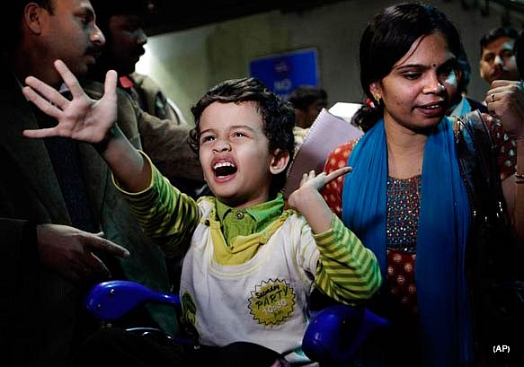 ऑपरेशन सेफ होमकमिंग 2011 ला भारताने राबवलेलं महत्त्वाचं ऑपरेशन होतं. लिबिया-सिरिया युद्धाच्या पार्श्वभूमीवर भारताने हवाई आणि जलमार्गांनी सुमारे 15000 नागरिकांना मायदेशी परत आणलं.