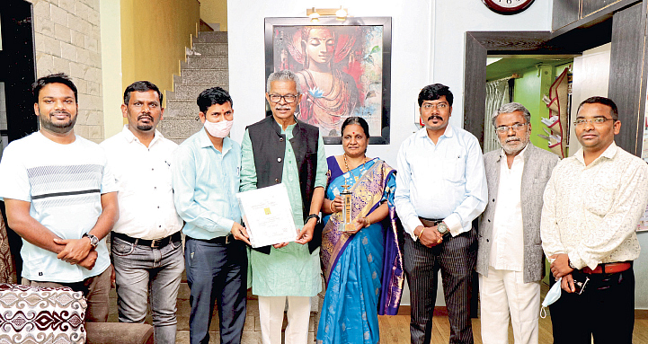 yashwantrao chavan maharashtra state literary award nashik