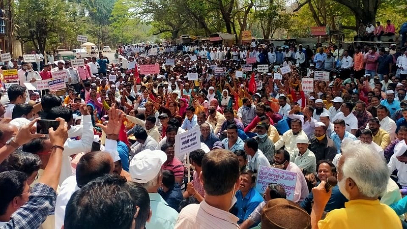 st workers strike morcha