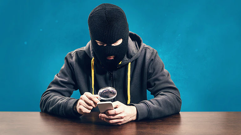 crime news Suspect commits suicide marathon fraud kolhapur