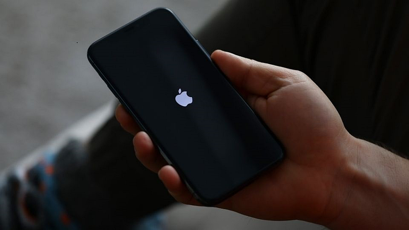 स्वस्तात खरेदी करा iPhone; जाणून घ्या Amazon-Flipkart ची खास ऑफर