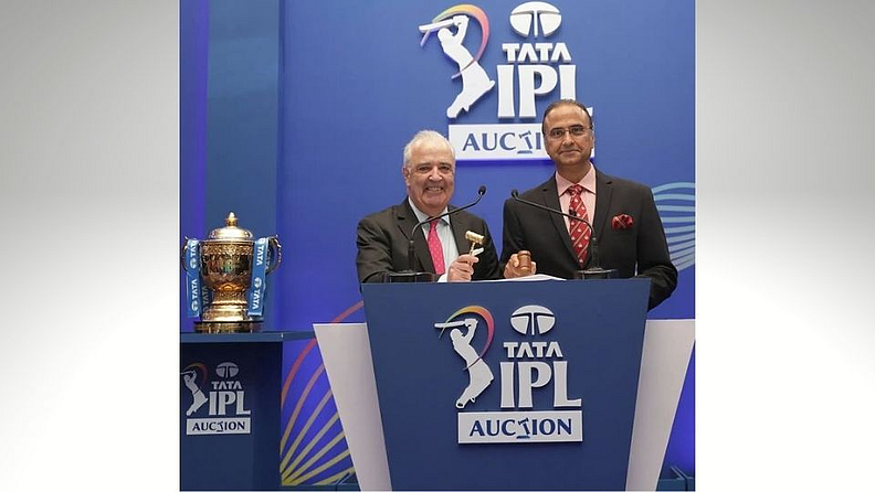 IPL 2022 मध्ये एकूण 12 डबल हेडर असतील, म्हणजेच 12 दिवस असतील ज्यामध्ये 2-2 सामने खेळले जातील. यामध्ये पहिला सामना दुपारी 3.30 वाजता सुरू होईल, तर संध्याकाळचा सामना सायंकाळी 7.30 वाजता सुरू होईल.