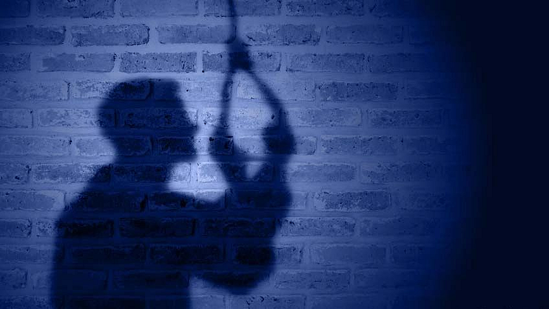suicide by hanging