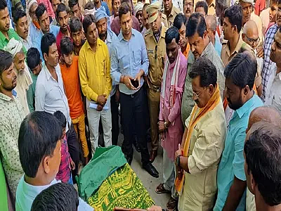 यूपीतील भाजपच्या विजयानंतर वाटली मिठाई; मुस्लिम युवकाची मारहाण करुन हत्या