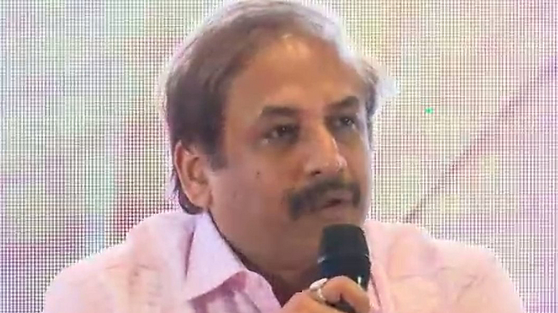 Municipal Commissioner Vikram Kumar