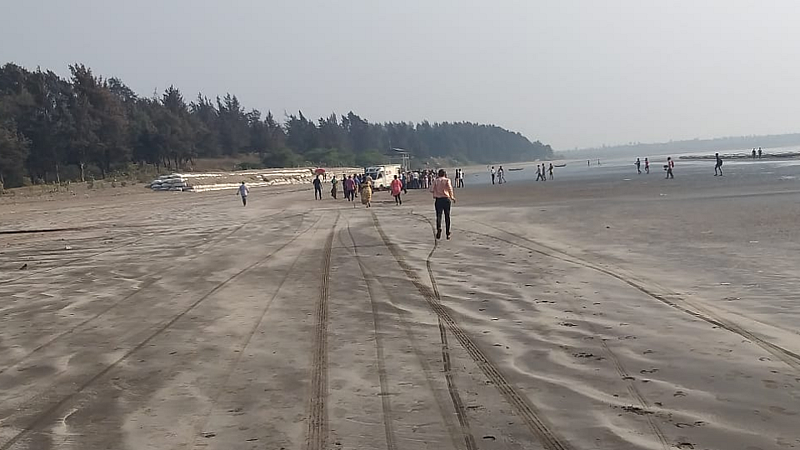 Corona restrictions Relaxation Revitalize Palghar tourism beach Vasai