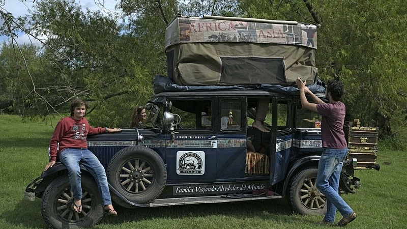 Argentina family return at home after 22 Years